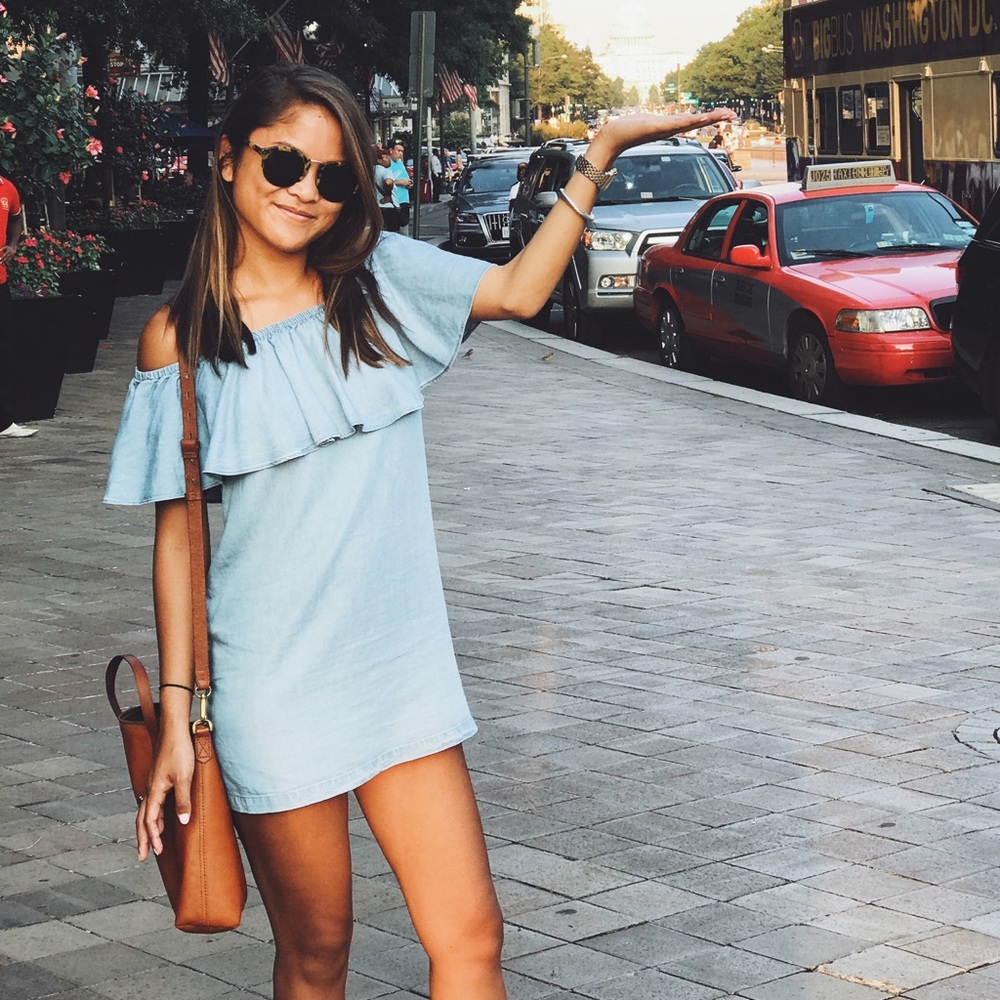 Meet your Posher, Julia